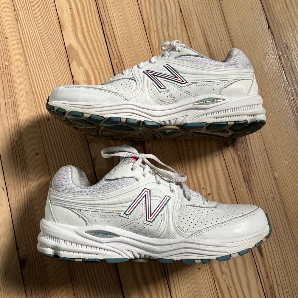 New Balance 840 Walking Shoes Womens 9.5 White Leather ABZORB Sneakers WW840 - Picture 2 of 9